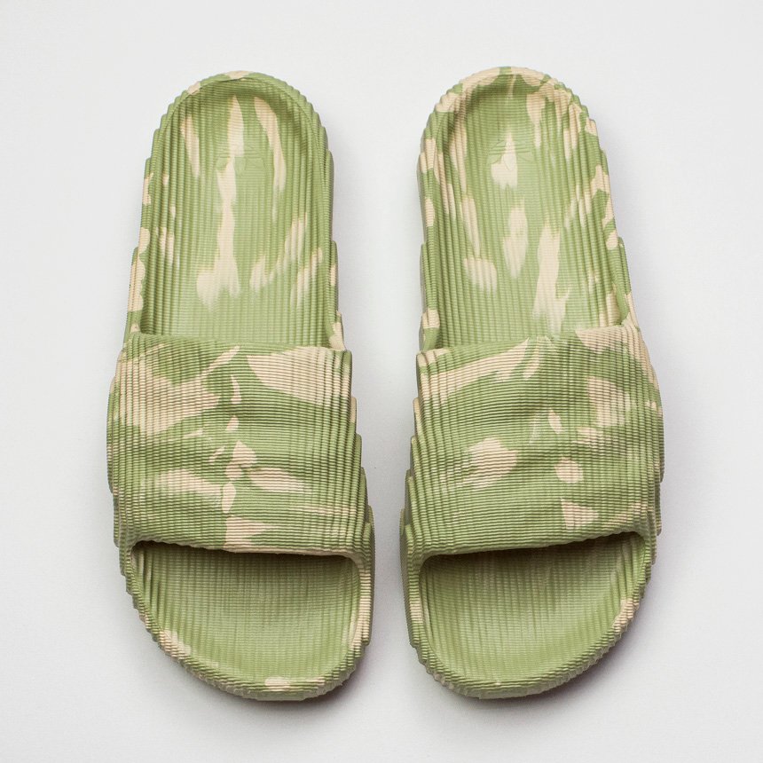 Adilette slides green best sale